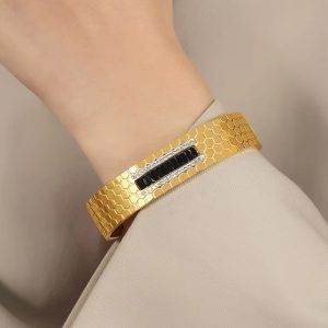Black Openable Handcuff