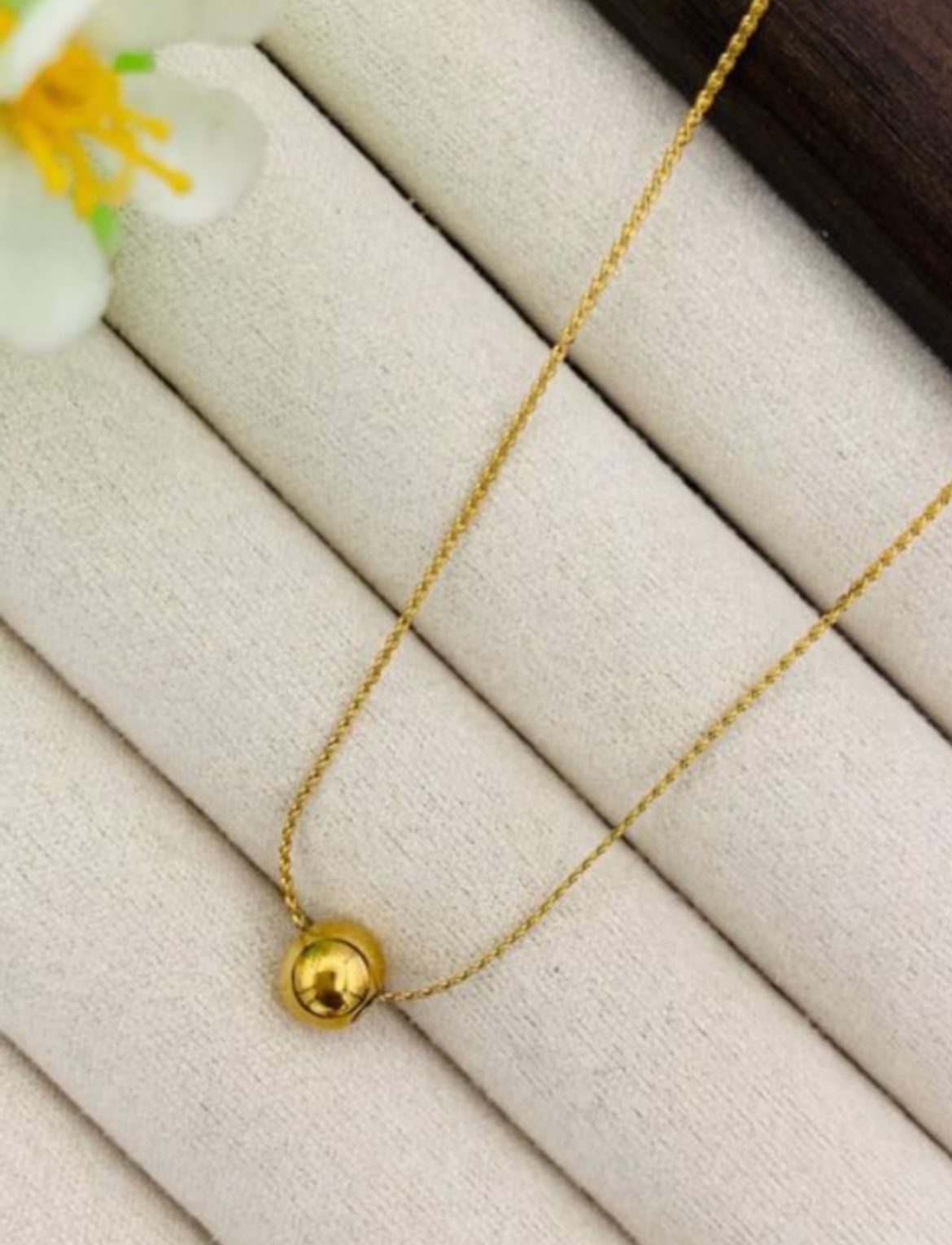 Ball Neclace