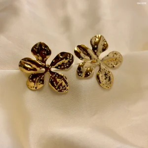 Daisy Flower Hoops