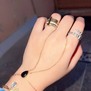 teardrop black onyx charm handchain